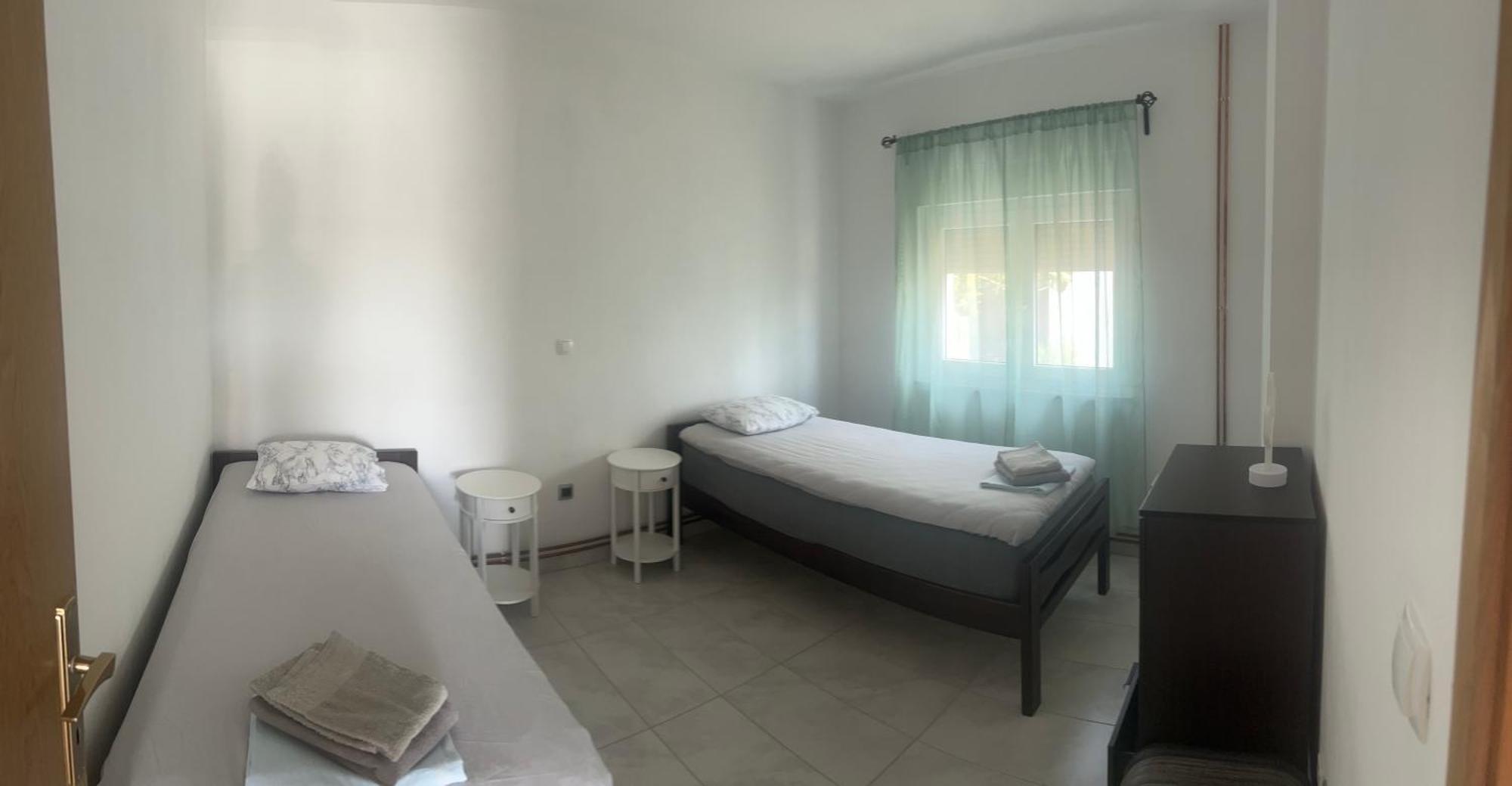 Apartments Nicole Wera Nin Εξωτερικό φωτογραφία